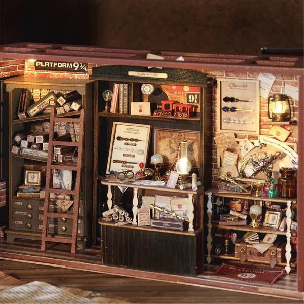 PERLAFINDS™ 1: 24 DIY Dollhouse Kit（Magic Shop）